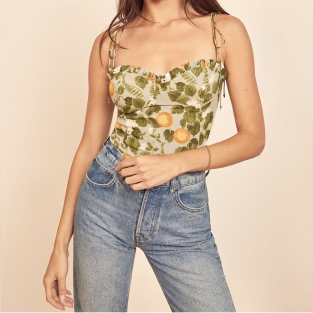 Reformation Novena Top